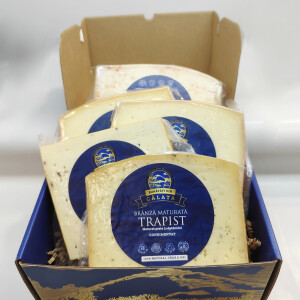 Cheese Selection - 1,2 kg