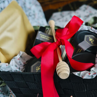 Coș cadou miere - 750 g